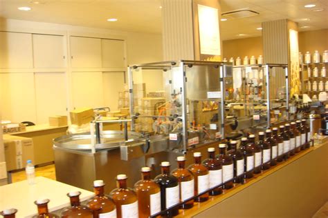 perfume factory in grasse.